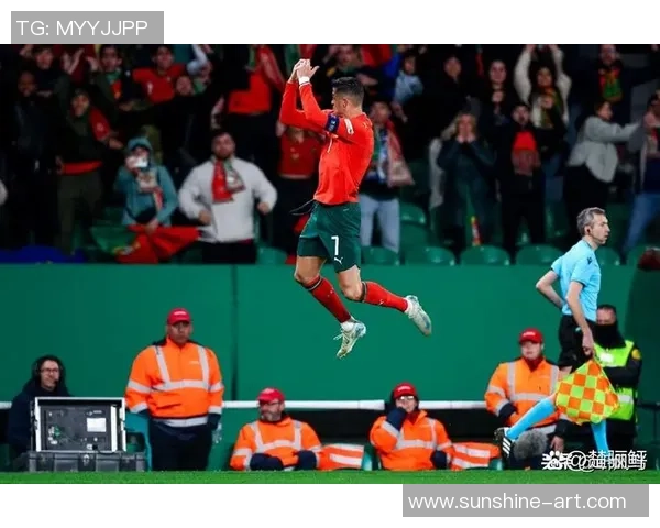 C罗球星足球生涯荣耀与传奇进球瞬间全景解读 C罗球星足球生涯荣耀与传奇进球瞬间全景解读