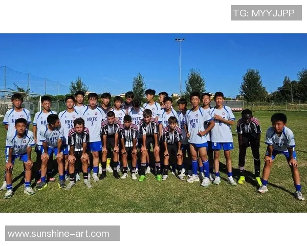 十几岁足球天才崭露头角挑战世界舞台成就传奇故事