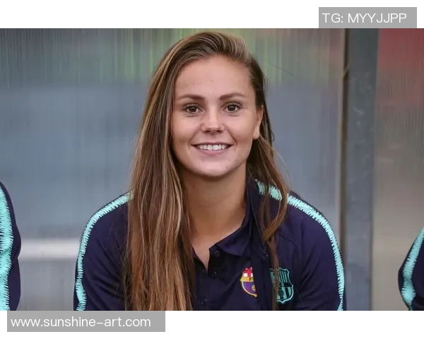 女足球星产子背后的父亲身份揭晓，揭秘她们的家庭生活与职业平衡