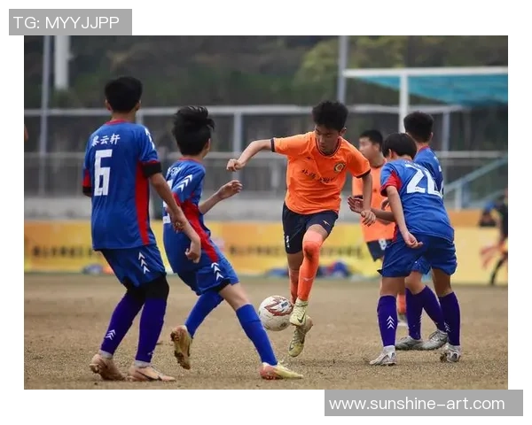 当足球迷遇见足球星共同书写绿茵场上的激情与梦想