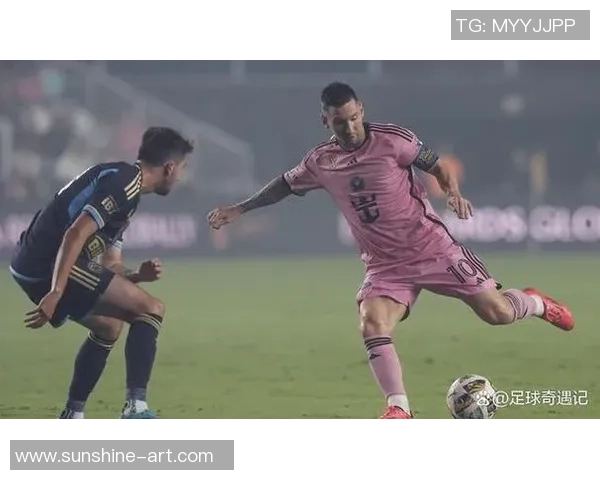 球星足球表演精彩纷呈 展现顶级技艺与无限魅力